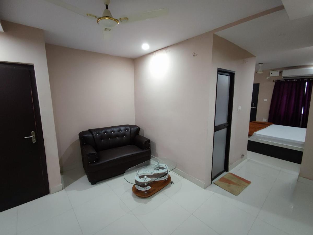 Hotel Kanha Shyam Madhubani Extérieur photo