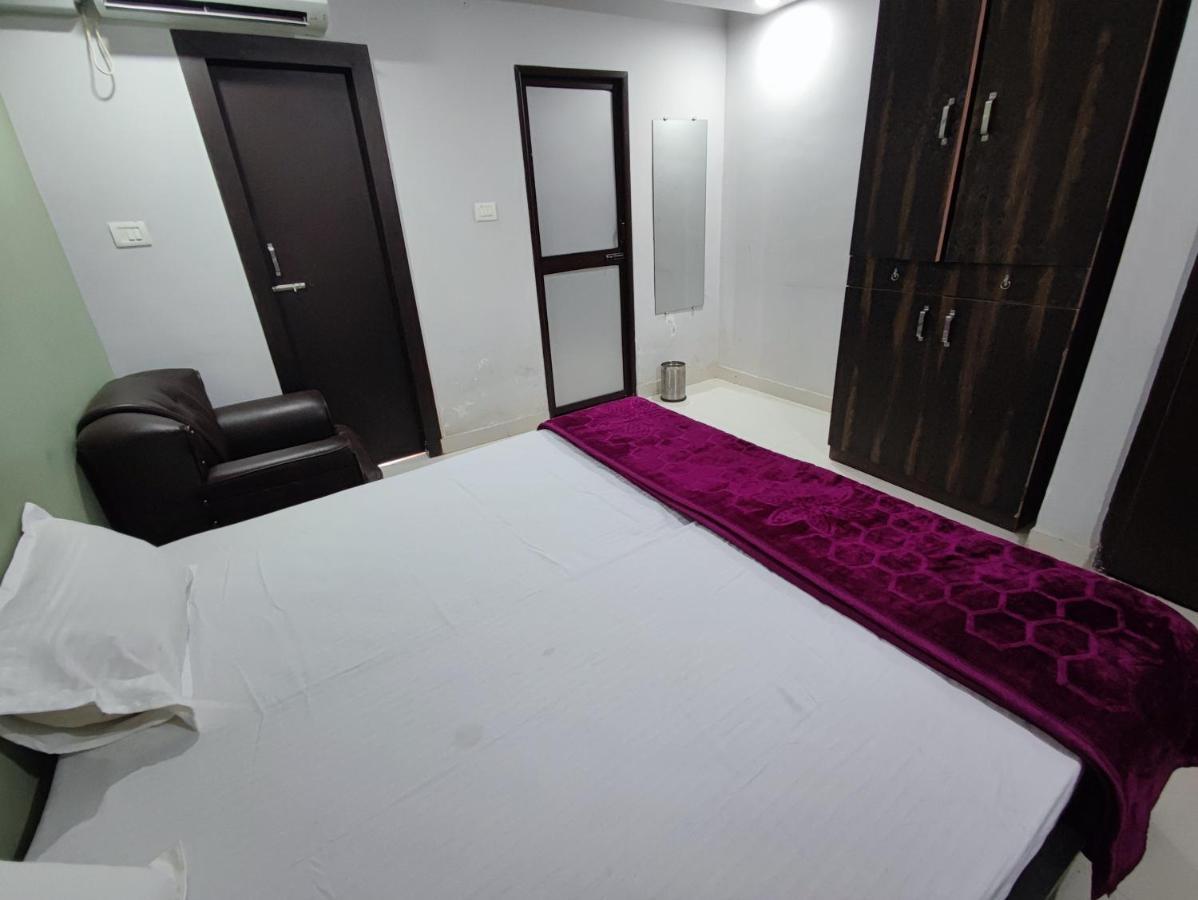 Hotel Kanha Shyam Madhubani Extérieur photo
