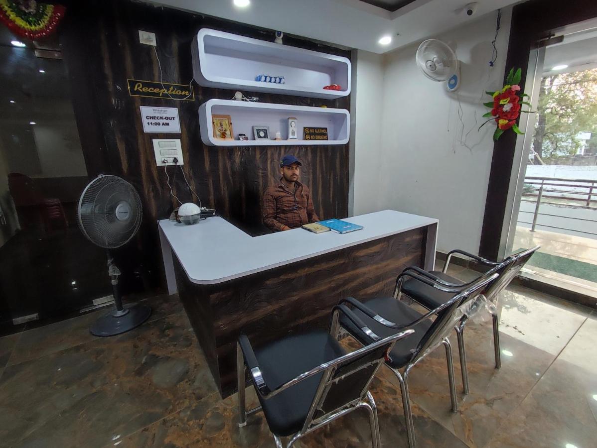 Hotel Kanha Shyam Madhubani Extérieur photo